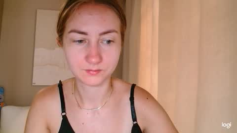  Kira  online show from September 10, 2025, 5:29 am