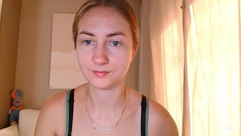  Kira  online show from September 20, 2025, 7:31 am