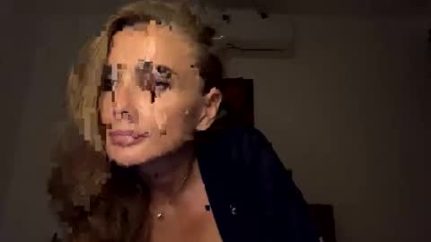 Snapshot of talin19 chatting on September 16, 2025, 8:43 pm Talin19 online show from September 16, 2025, 8:43 pm