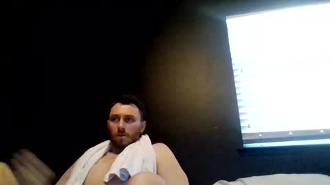Snapshot of tallhungcloudyy chatting on June 6, 2026, 9:19 pm tallhungcloudyy online show from June 6, 2026, 9:19 pm