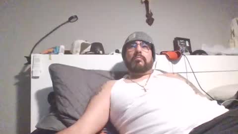 Snapshot of talllatino310 chatting on February 9, 2026, 10:19 am talllatino310 online show from February 9, 2026, 10:19 am