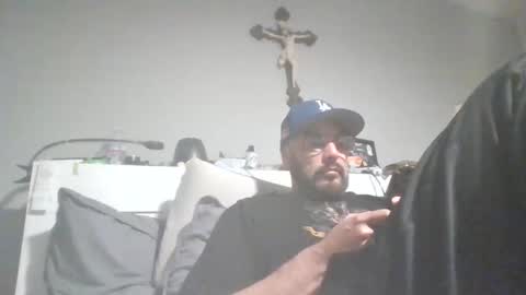 Snapshot of talllatino310 chatting on March 12, 2026, 4:18 am talllatino310 online show from March 12, 2026, 4:18 am