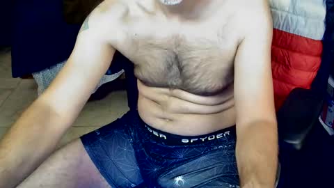 talltannhandsome online show from October 3, 2025, 12:13 pm