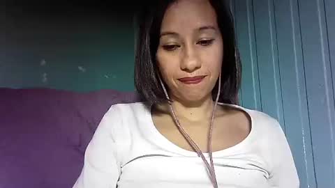 Snapshot of tallulahsunshine9 chatting on October 30, 2025, 10:54 pm Tallulah online show from October 30, 2025, 10:54 pm