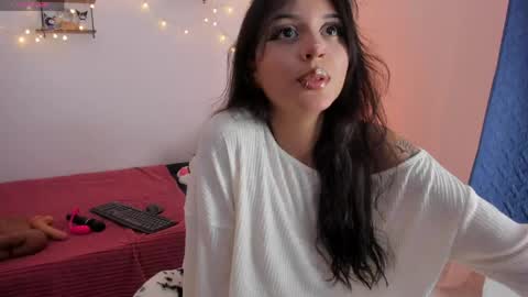 Tamy online show from June 2, 2026, 4:31 pm