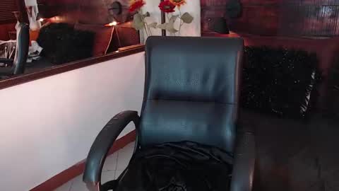 Snapshot of tamara_sanz1 chatting on March 12, 2025, 7:38 pm    online show from March 12, 2025, 7:38 pm