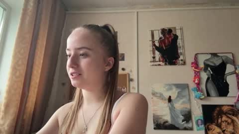Karina online show from April 24, 2026, 3:03 pm