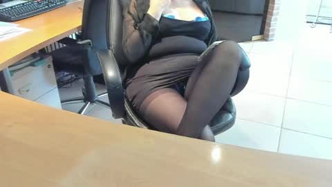 Snapshot of tammy4camfun chatting on April 23, 2026, 10:14 am Tammy online show from April 23, 2026, 10:14 am