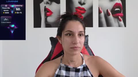 tammy  online show from January 28, 2025, 8:04 pm