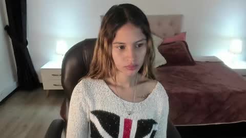 Tamy  online show from September 21, 2025, 11:45 am