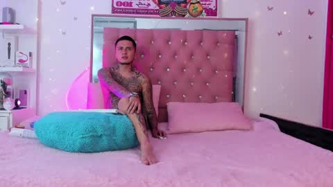 Snapshot of tamy_ian chatting on January 16, 2025, 9:40 pm Tamy ian online show from January 16, 2025, 9:40 pm