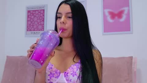 tamy sweet01 online show from December 14, 2025, 2:06 am