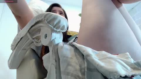 Tania  online show from February 3, 2026, 6:02 pm