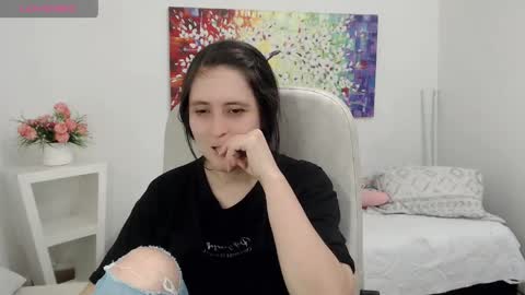 Tania  online show from April 7, 2026, 6:41 pm