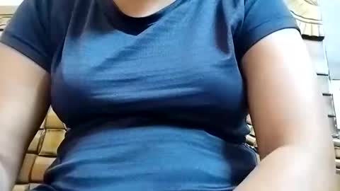 Snapshot of taniya_roy4628 chatting on May 11, 2026, 2:28 am taniya_roy4628 online show from May 11, 2026, 2:28 am