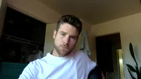 Dr. Love online show from October 14, 2025, 2:07 pm