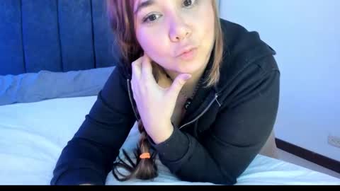 tara__ online show from November 30, 2025, 12:36 am