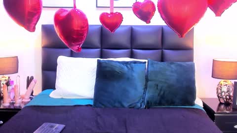 taracarsonn online show from February 11, 2025, 11:22 pm