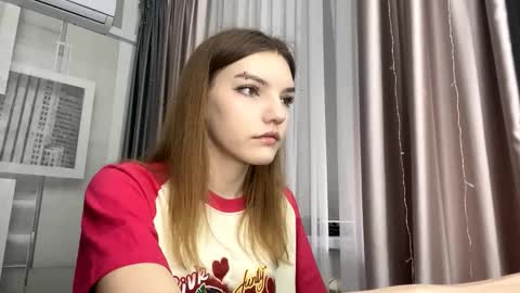 Mia online show from February 28, 2026, 9:10 am