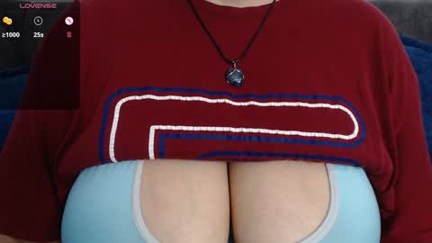 tarrant_ online show from February 5, 2025, 11:39 pm