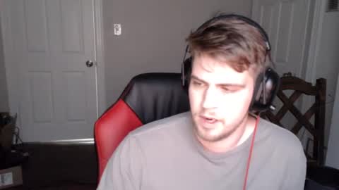 tarus333 online show from December 14, 2024, 7:46 pm