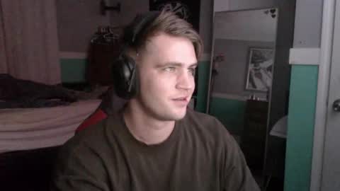 tarus333 online show from October 7, 2025, 6:43 am