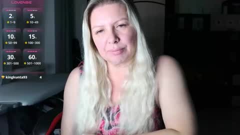 Tasha  Moon online show from October 22, 2025, 4:51 pm