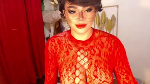 tashaa online show from April 4, 2026, 1:37 am