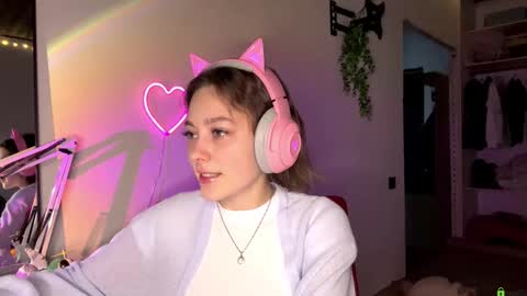 Snapshot of tashajovich chatting on February 16, 2026, 10:17 pm Darlin online show from February 16, 2026, 10:17 pm