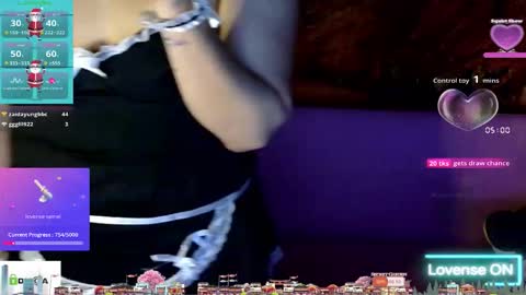 TashaKai online show from November 27, 2025, 6:54 pm