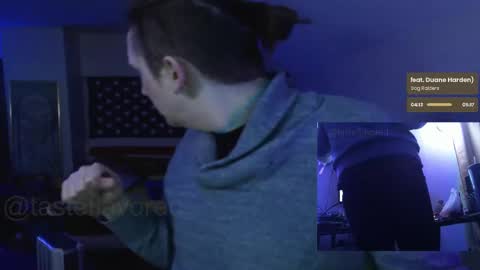 Snapshot of tasteflavored_femboy chatting on February 20, 2025, 10:48 pm Taste online show from February 20, 2025, 10:48 pm