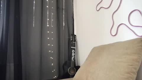 tasteithorny online show from March 12, 2025, 9:02 am