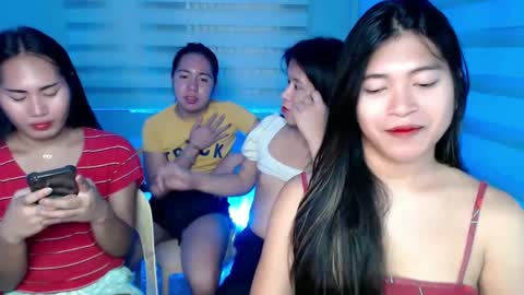 Snapshot of tasteofinnocent69 chatting on January 10, 2025, 1:53 am   online show from January 10, 2025, 1:53 am
