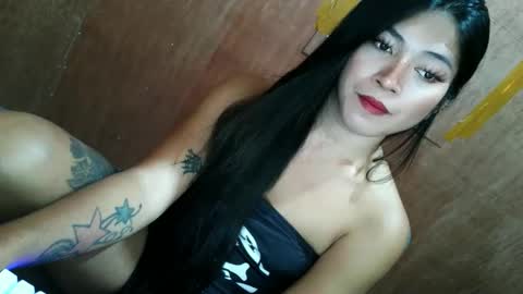 Snapshot of tasteofinnocent69 chatting on October 11, 2025, 7:29 am   online show from October 11, 2025, 7:29 am
