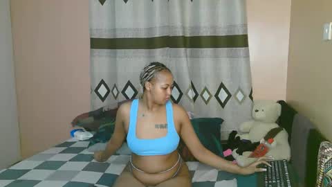 tastie_t online show from December 14, 2025, 10:47 pm