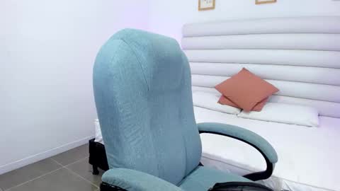 tatiana_arboleda online show from January 13, 2026, 4:07 am