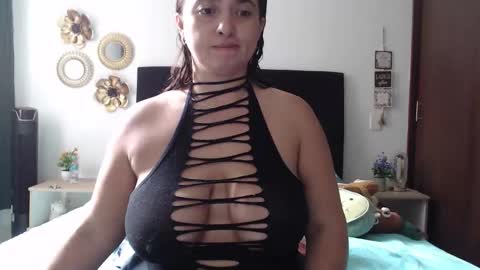 Snapshot of tatiana_monteros chatting on November 30, 2025, 3:16 pm tatiana_monteros online show from November 30, 2025, 3:16 pm
