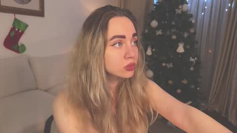 Snapshot of tatti_1 chatting on January 5, 2025, 10:19 pm Tata online show from January 5, 2025, 10:19 pm