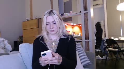 Snapshot of tattoobbgirl chatting on March 4, 2025, 7:43 pm tattoobbgirl online show from March 4, 2025, 7:43 pm
