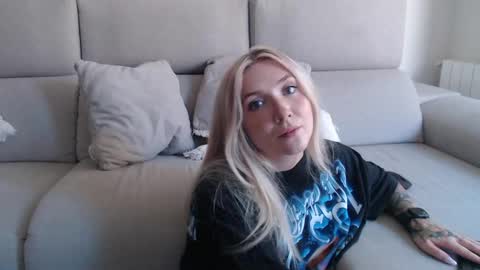 Snapshot of tattoobbgirl chatting on September 17, 2025, 11:56 am tattoobbgirl online show from September 17, 2025, 11:56 am
