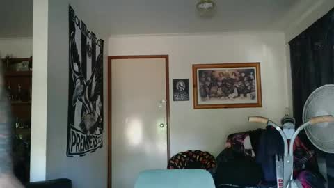 tattzsexy online show from February 7, 2026, 11:30 pm