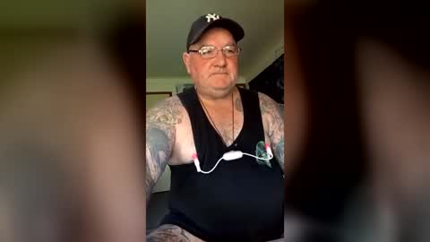 tattzsexy online show from June 17, 2026, 2:14 am