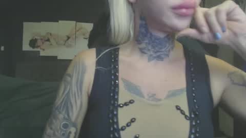 tatuada_safada online show from June 9, 2026, 8:59 am