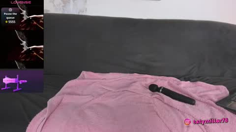 Snapshot of taty_miller chatting on January 14, 2025, 4:18 pm Taty Miller online show from January 14, 2025, 4:18 pm