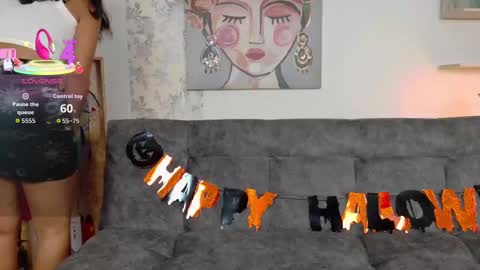 Snapshot of taty_miller chatting on October 13, 2025, 8:20 pm Taty Miller online show from October 13, 2025, 8:20 pm