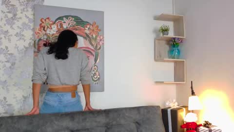 Taty Miller online show from November 21, 2025, 8:29 pm