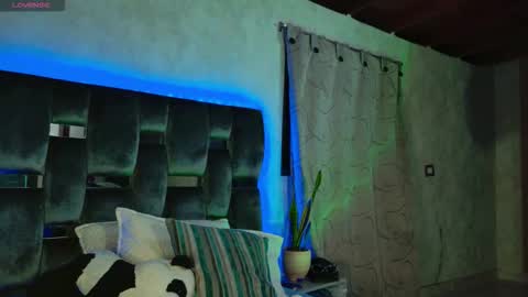 taurito___ online show from November 4, 2025, 5:17 am