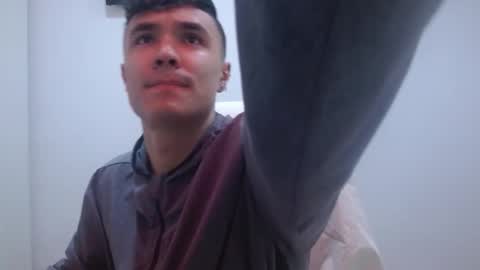 Snapshot of taurus4k chatting on December 12, 2024, 5:31 am taurus4k online show from December 12, 2024, 5:31 am