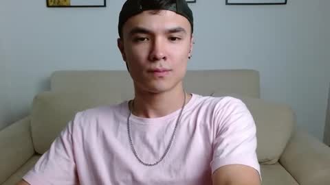 Snapshot of taurus4k chatting on December 19, 2024, 2:45 am taurus4k online show from December 19, 2024, 2:45 am