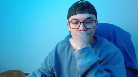 Snapshot of taurus4k chatting on February 19, 2025, 1:08 am taurus4k online show from February 19, 2025, 1:08 am